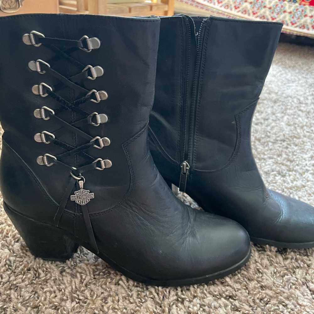 Harley Davidson healed boots